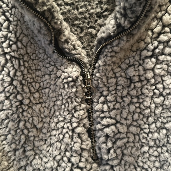 Express fuzzy 1/4 zip Sherpa - Picture 6 of 8